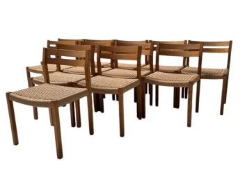Set of 12 Mid-Century Modern 401 Dining Room Chairs by Niels Otto Møller, 1970s